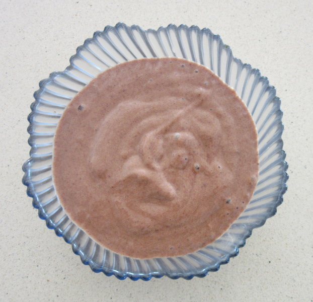 Mousse de cacau numa ta�a.