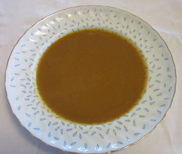 Sopa com quinoa e v�rios legumes.